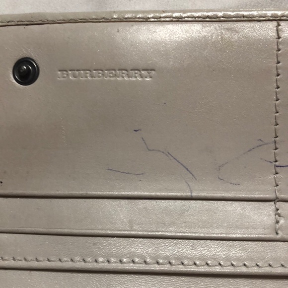 Authentic Burberry Studded Wallet - Picture 4 of 8
